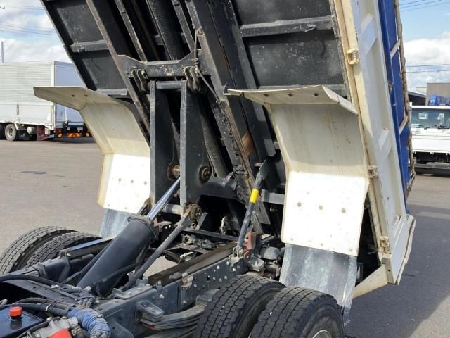 HINO DUTRO 2020 Image 31