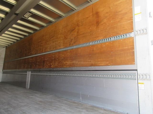 HINO PROFIA 2016 Image 31