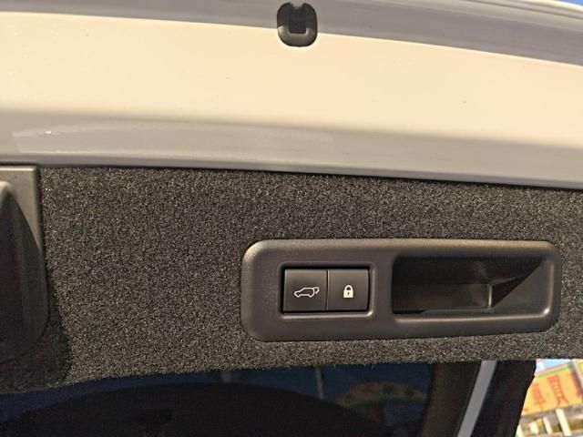 TOYOTA LEXUS RX450H AWD 2020 Image 31