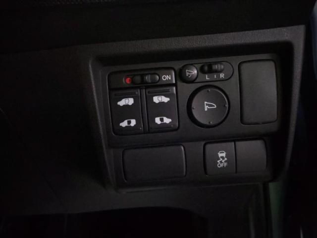 HONDA FREED SPIKE HYBRID 2014 Image 31