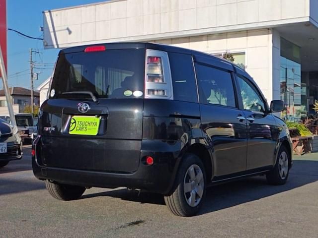 TOYOTA SIENTA 2012 Image 31