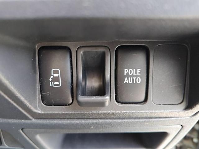 TOYOTA SIENTA 2012 Image 31