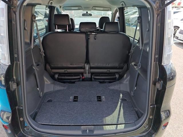 TOYOTA SIENTA 2012 Image 31