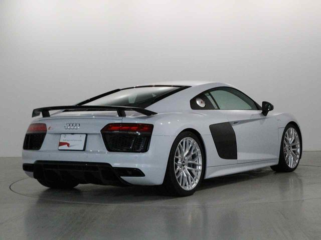 AUDI R8 2016 Image 31
