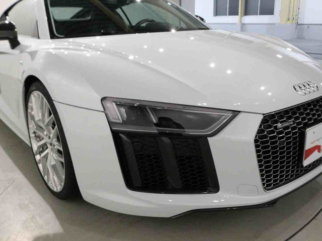 AUDI R8 2016 Image 31