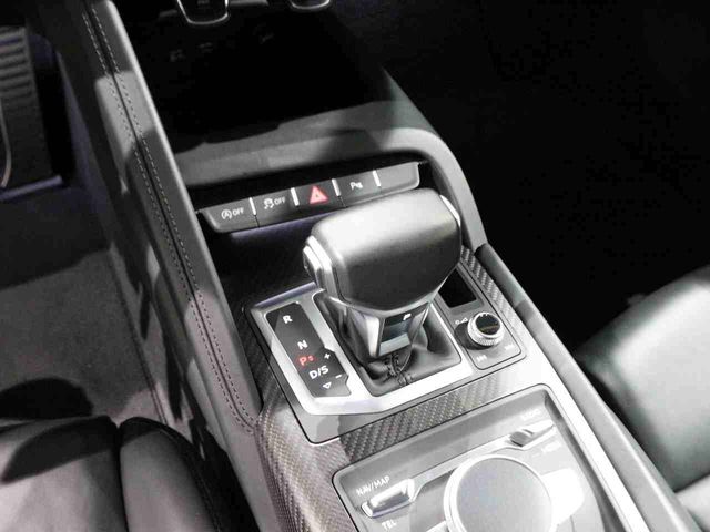 AUDI R8 2016 Image 31