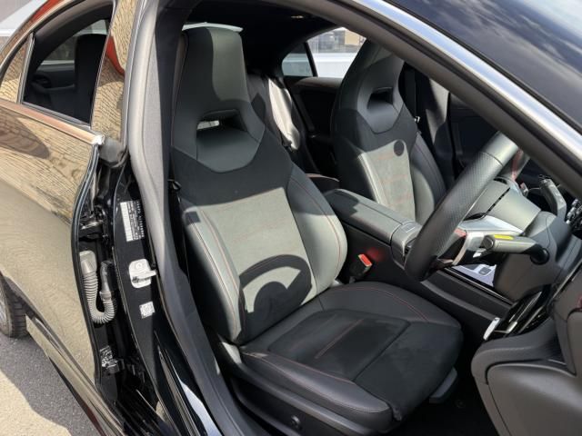 MERCEDES BENZ CLA CL 2024 Image 31