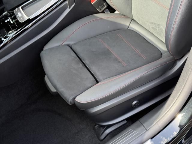 MERCEDES BENZ CLA CL 2024 Image 31