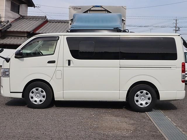 TOYOTA HIACE VAN 2WD 2020 Image 31