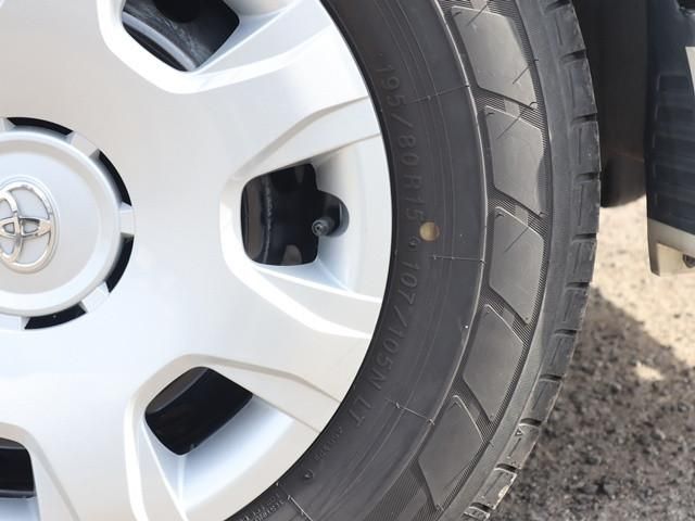 TOYOTA HIACE VAN 2WD 2020 Image 31