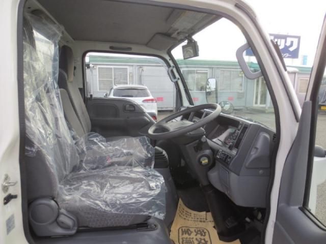 ISUZU ELF 2019 Image 31