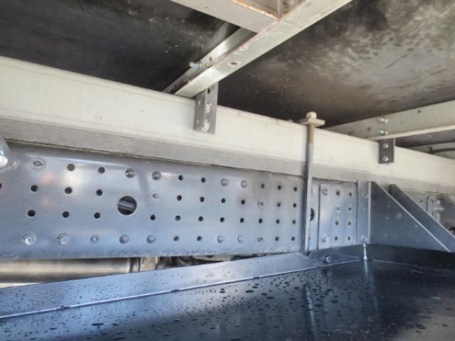 MITSUBISHI CANTER 2017 Image 31