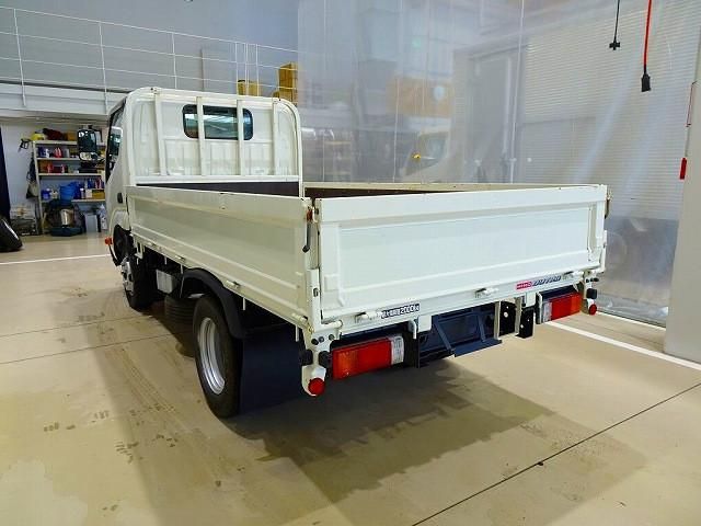 HINO DUTRO 2016 Image 31