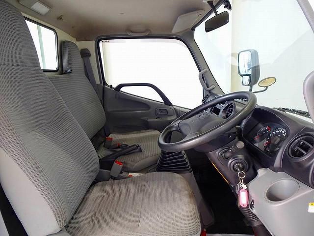 HINO DUTRO 2016 Image 31