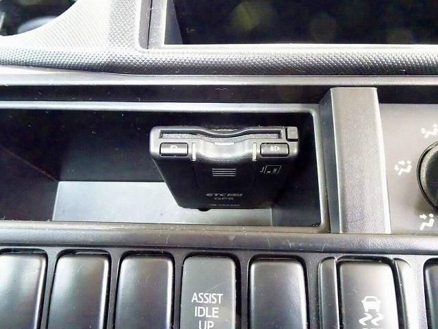 HINO DUTRO 2016 Image 31