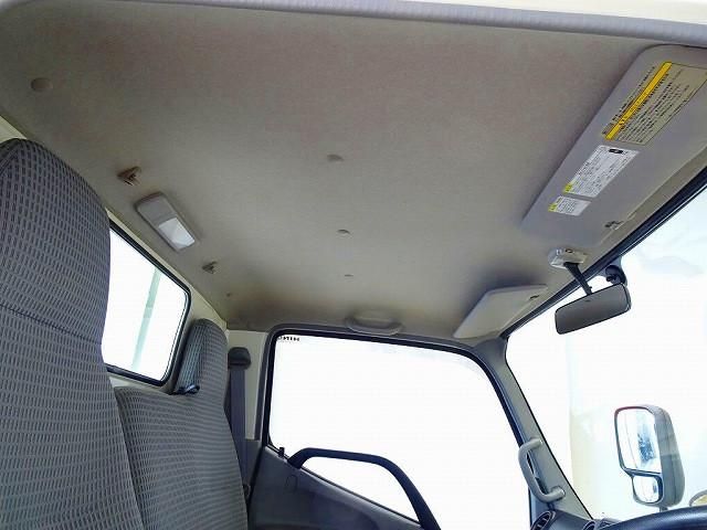 HINO DUTRO 2016 Image 31