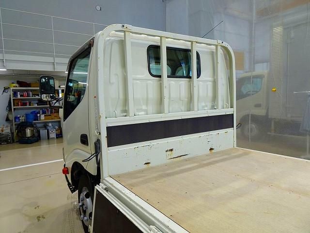 HINO DUTRO 2016 Image 31