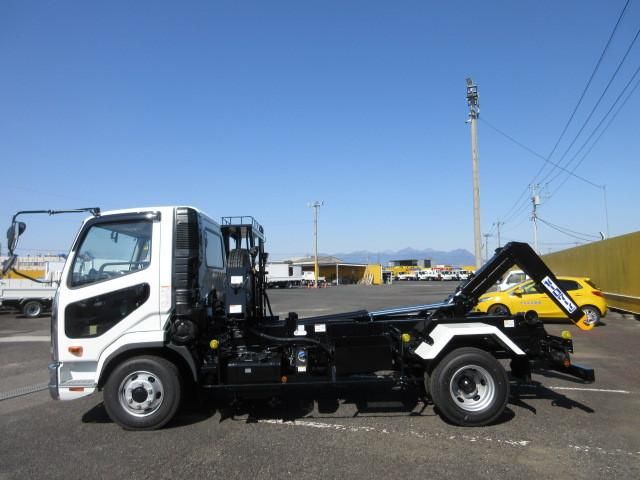 MITSUBISHI FUSOU FIGHTER 2025 Image 31