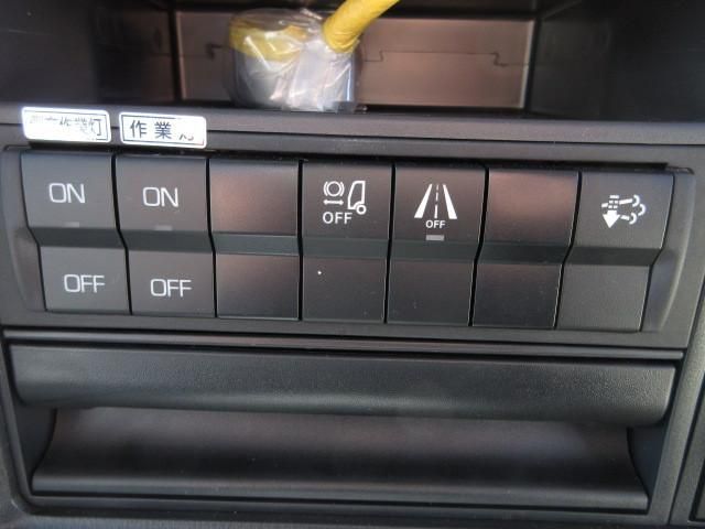 MITSUBISHI FUSOU FIGHTER 2025 Image 31