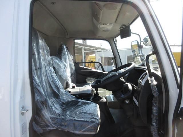 MITSUBISHI FUSOU FIGHTER 2025 Image 31