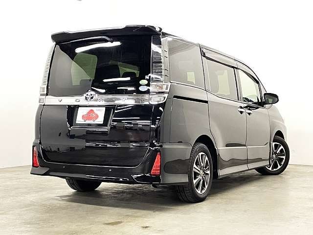 TOYOTA VOXY 2019 Image 31