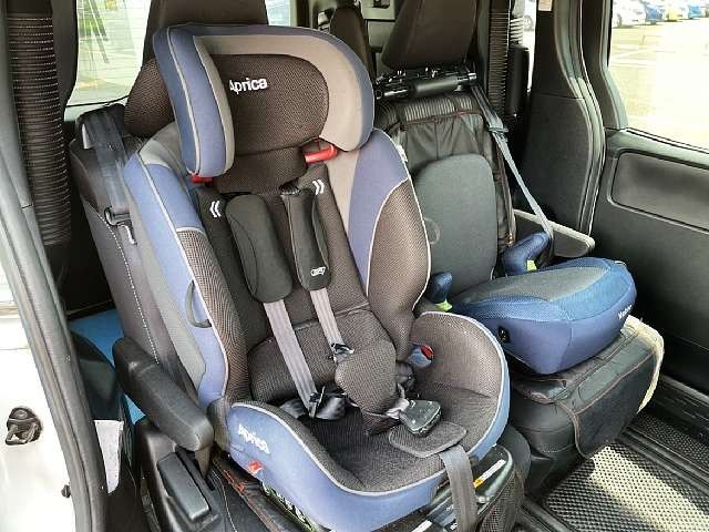 TOYOTA VOXY 2018 Image 31