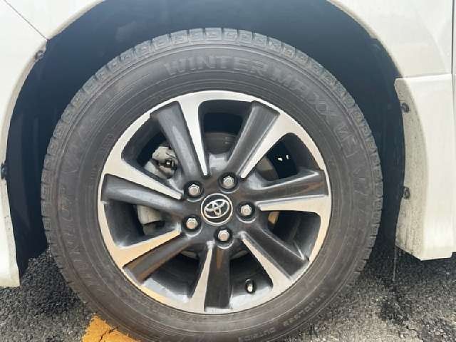 TOYOTA VOXY 2018 Image 31