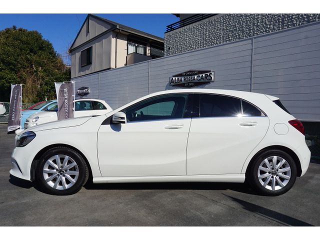 MERCEDES BENZ A CLAS 2017 Image 31