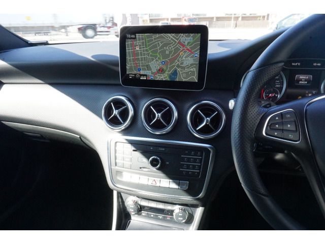 MERCEDES BENZ A CLAS 2017 Image 31