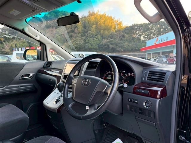 TOYOTA ALPHARD 2013 Image 31