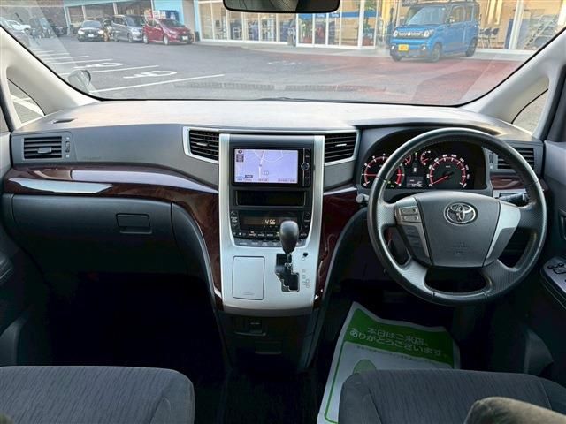TOYOTA ALPHARD 2013 Image 31