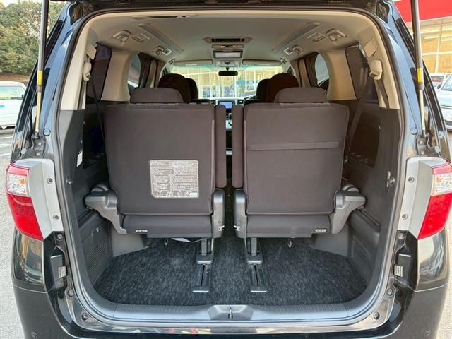 TOYOTA ALPHARD 2013 Image 31
