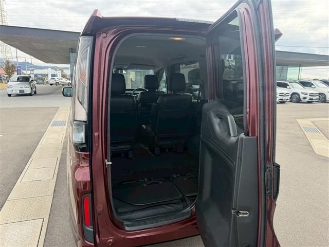 HONDA STEPWAGON SPADA HYBR 2021 Image 31