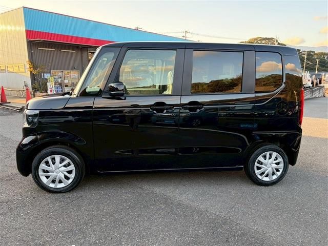 HONDA N BOX 2024 Image 31