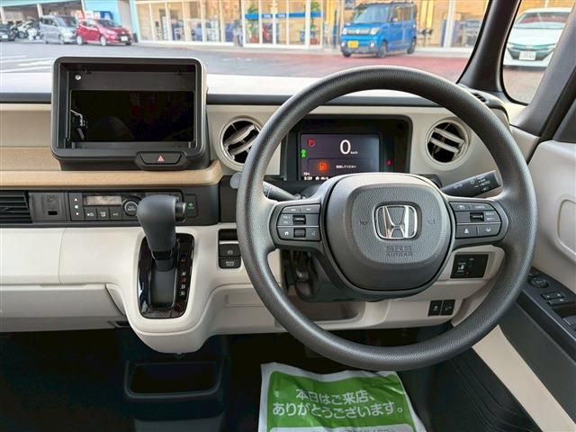 HONDA N BOX 2024 Image 31