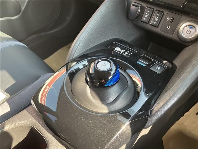 NISSAN LEAF 2020 Image 31