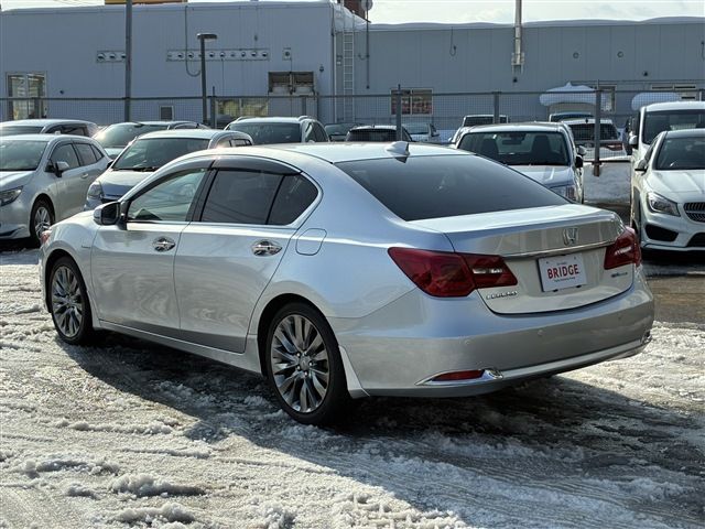 HONDA LEGEND HYBRID 2017 Image 31