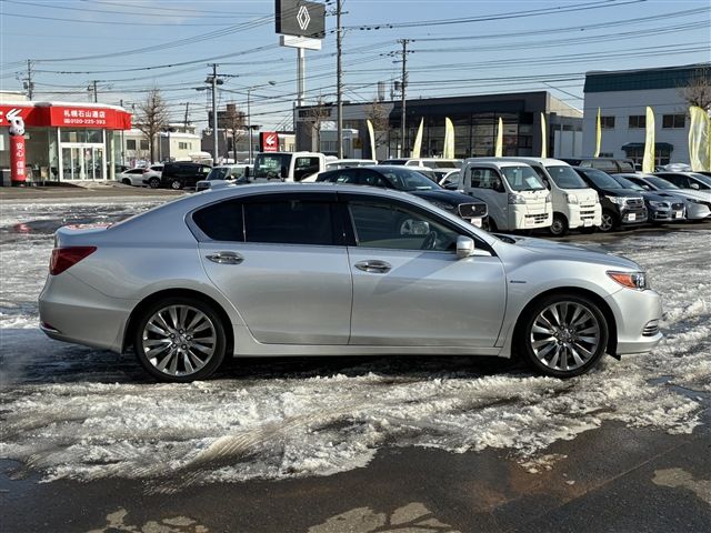 HONDA LEGEND HYBRID 2017 Image 31