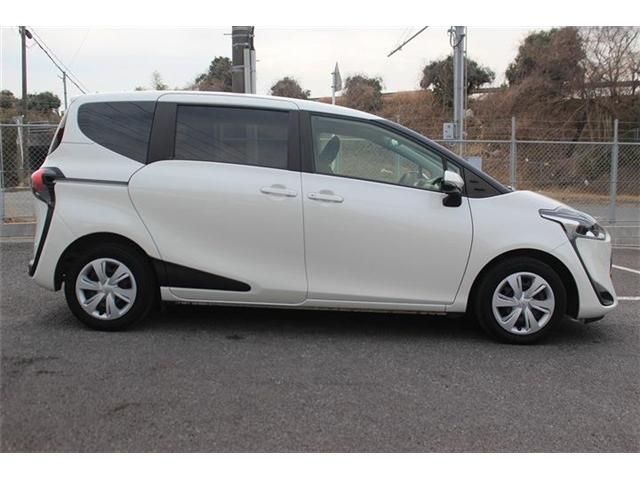 TOYOTA SIENTA HYBRID 2022 Image 31