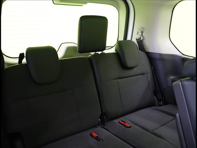 NISSAN SERENA  WG 2024 Image 31