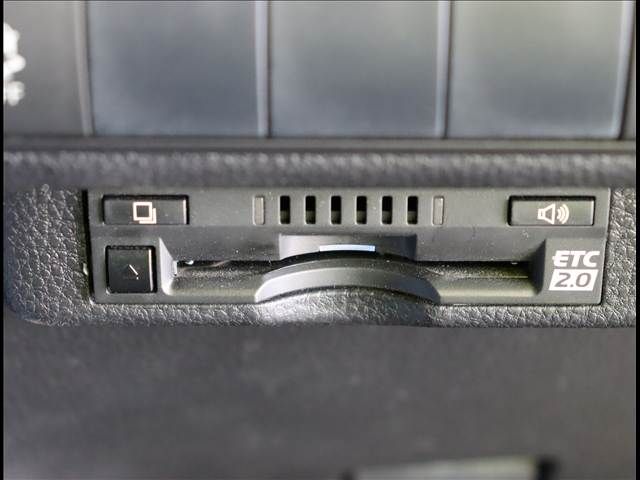 TOYOTA COROLLA SPORT HYBRID 2020 Image 31