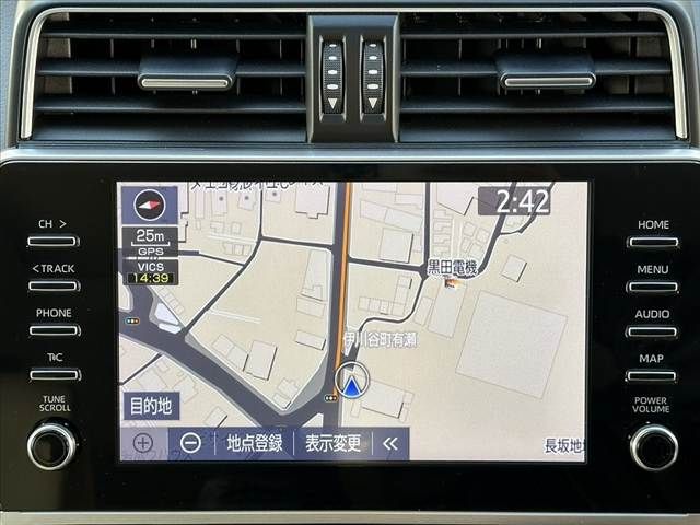 TOYOTA LANDCRUISER PRADO 2022 Image 31