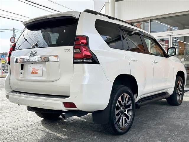 TOYOTA LANDCRUISER PRADO 2022 Image 31
