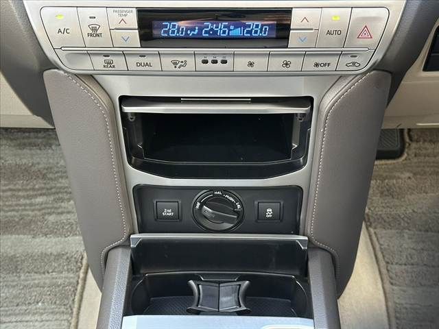 TOYOTA LANDCRUISER PRADO 2022 Image 31