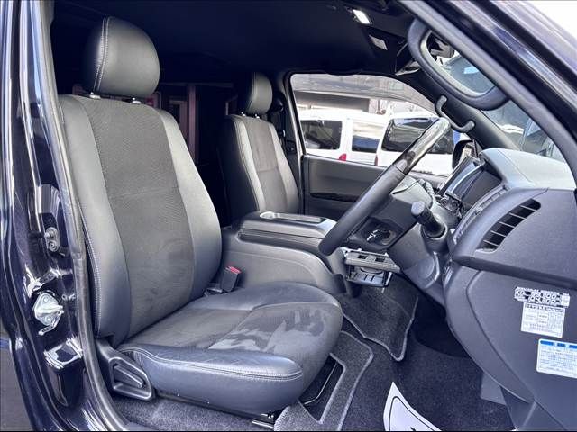 TOYOTA REGIUSACE VAN 2WD 2019 Image 31