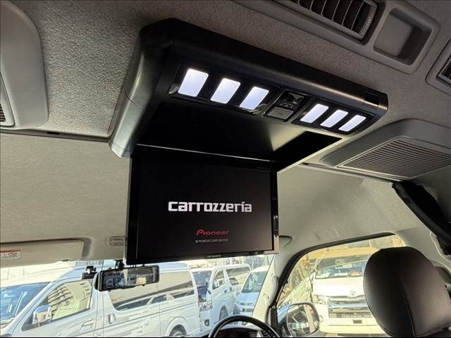 TOYOTA REGIUSACE VAN 4WD 2017 Image 31