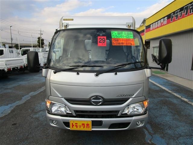 HINO DUTRO 2017 Image 31