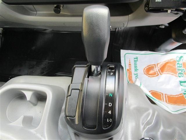 HINO DUTRO 2017 Image 31