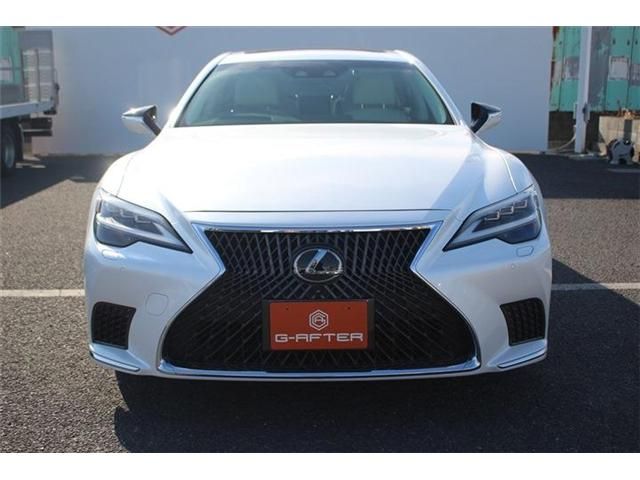 TOYOTA LEXUS LS500 2020 Image 31