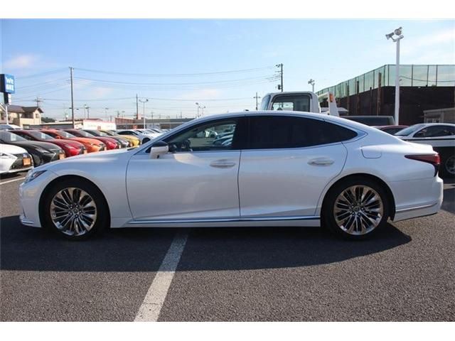 TOYOTA LEXUS LS500 2020 Image 31